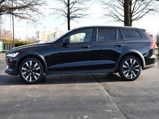 2021 Volvo V60 Cross Country T5 in Cookeville, TN - Nissan of Cookeville
